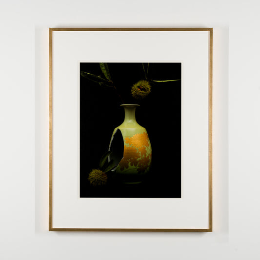 Gold underglaze chrysanthemum design