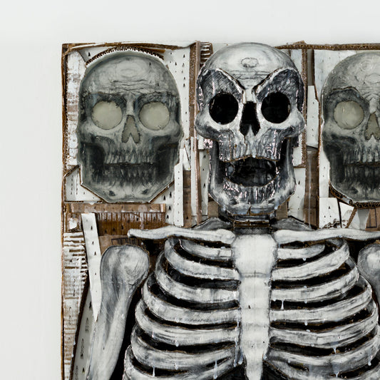 Alone battle -Skull- (#one who reigns #mouth sealing #enveloping #confrontation)