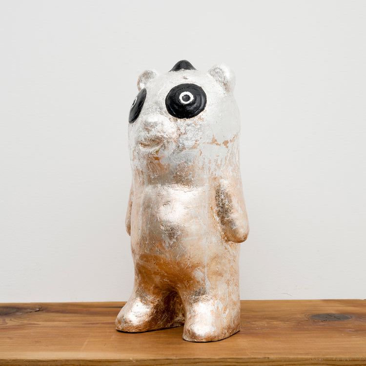 時をかけ抜けるかつては神様だった熊様