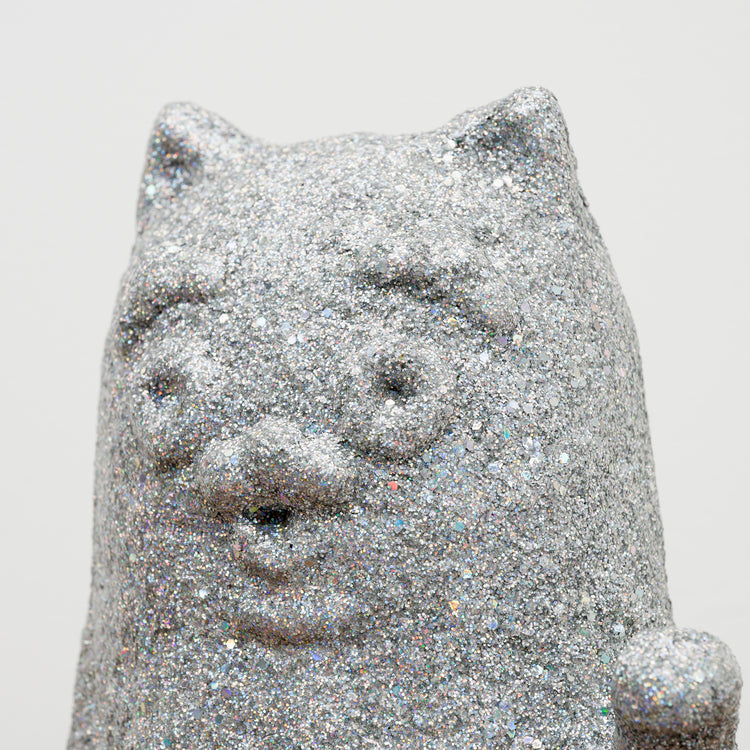 超メタル猫様立像