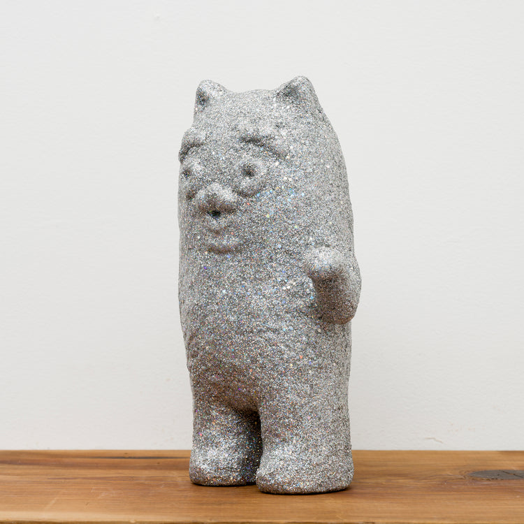 超メタル猫様立像