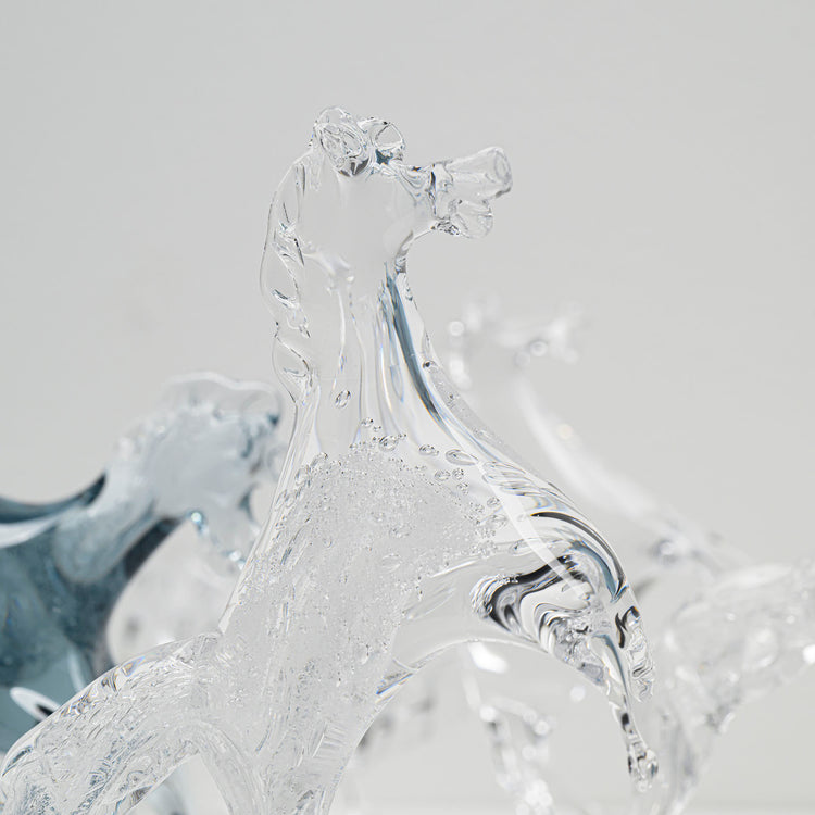 Horse (blue), Horse (clear)