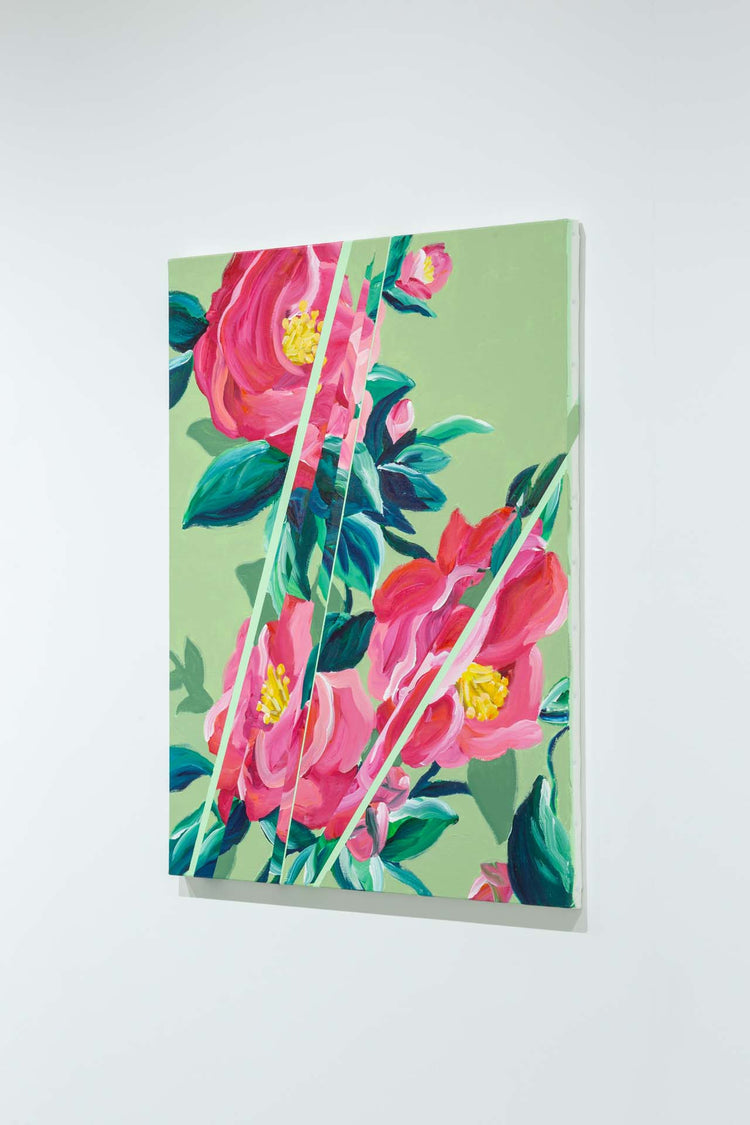slipped green back camellia