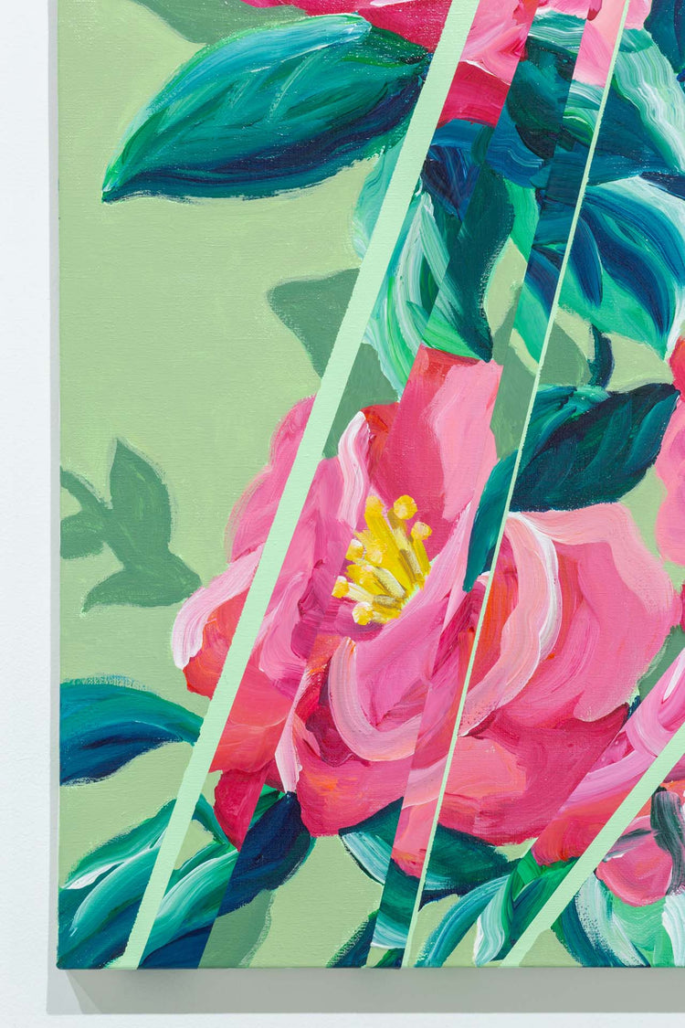 slipped green back camellia