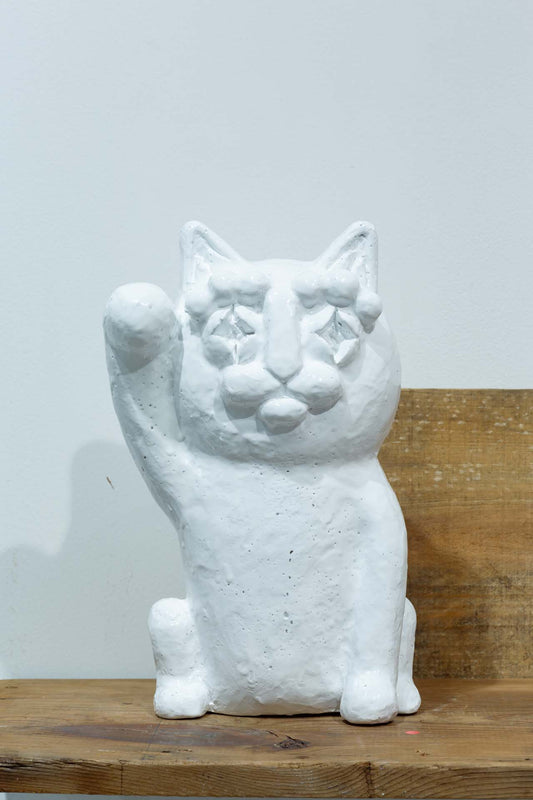 The end of the lucky cat