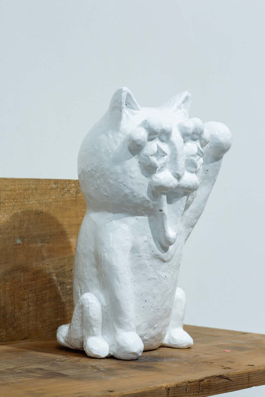 The Lucky Cat of the Beginning