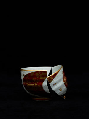 Gold Brocade Flower Arabesque Design Tea Bowl