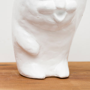 White Maneki-neko statue