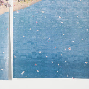 花びらと海