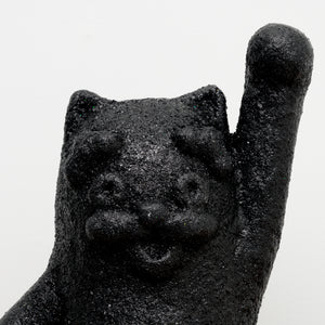 Black cat statue