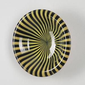Mushroom-shaped dish
