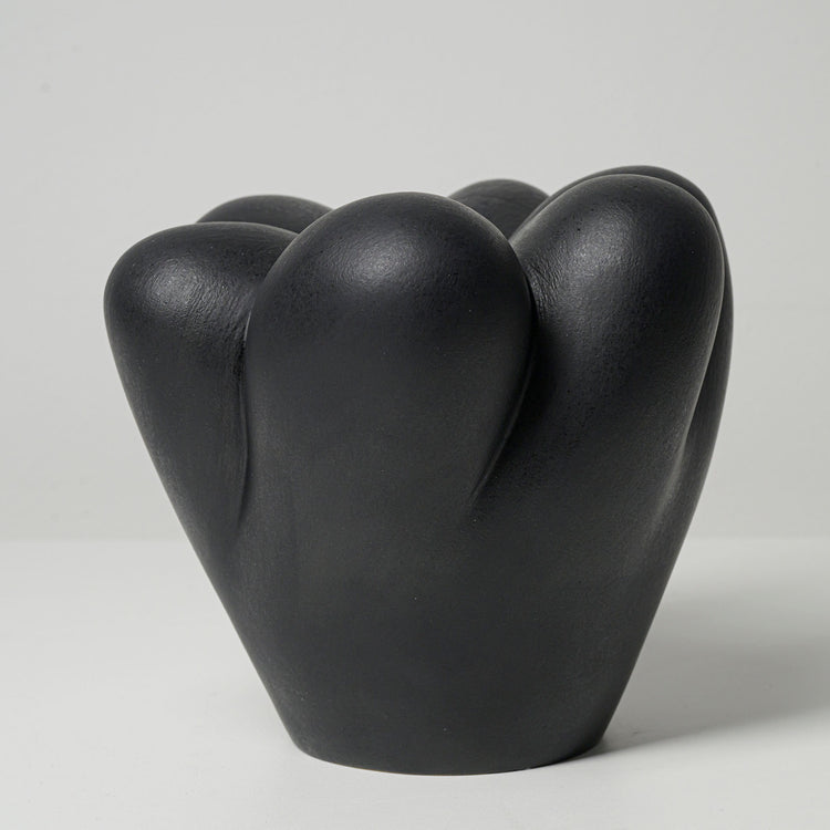 Black Form #01