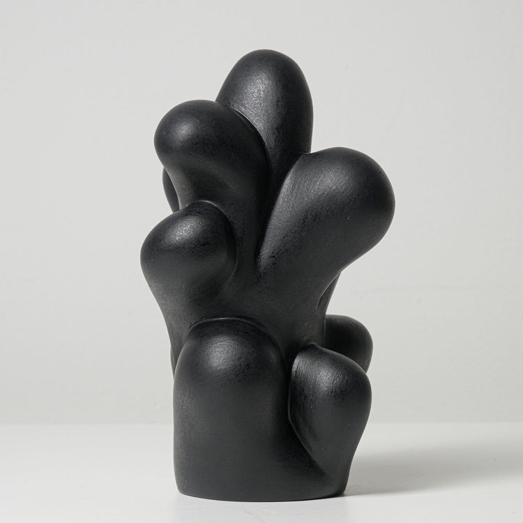 Black Form #02