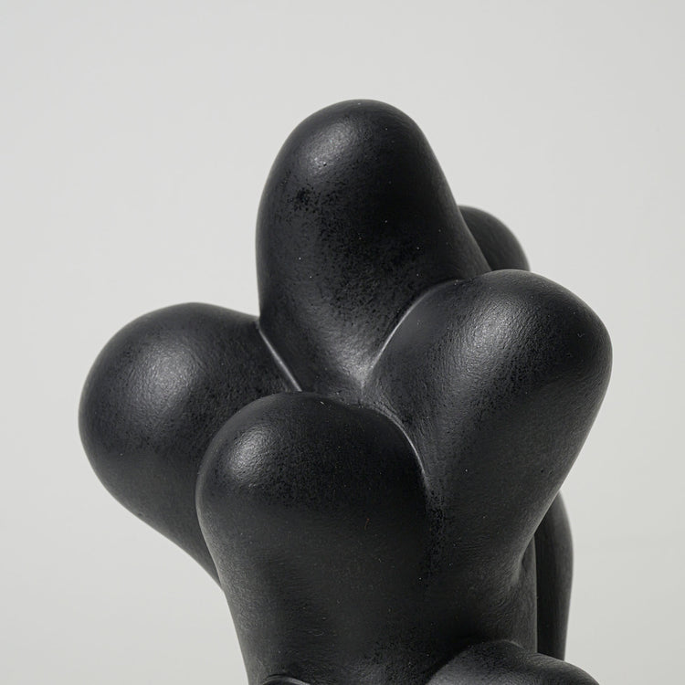 Black Form #02
