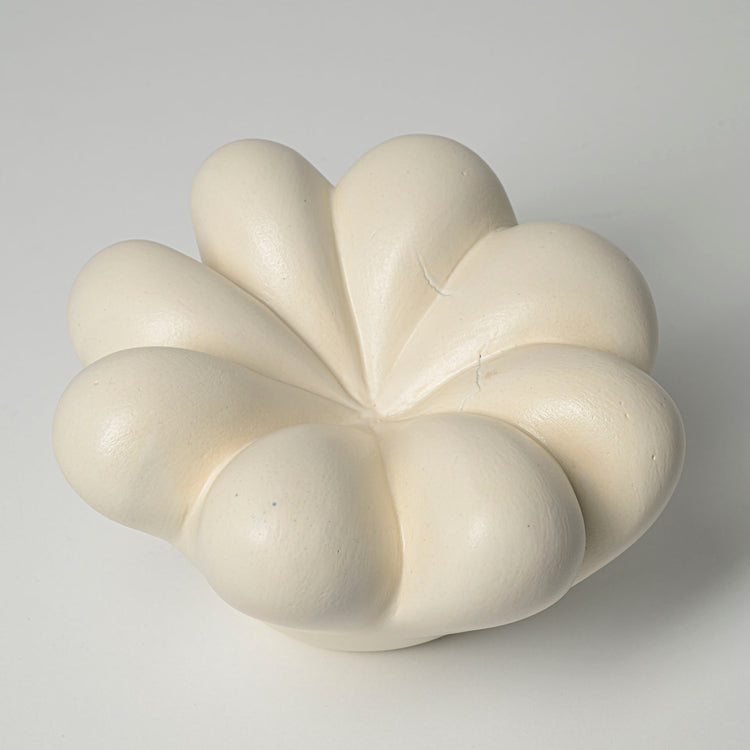 White Form #01