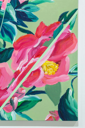 slipped green back camellia
