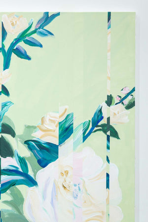 green back slipped white flowers